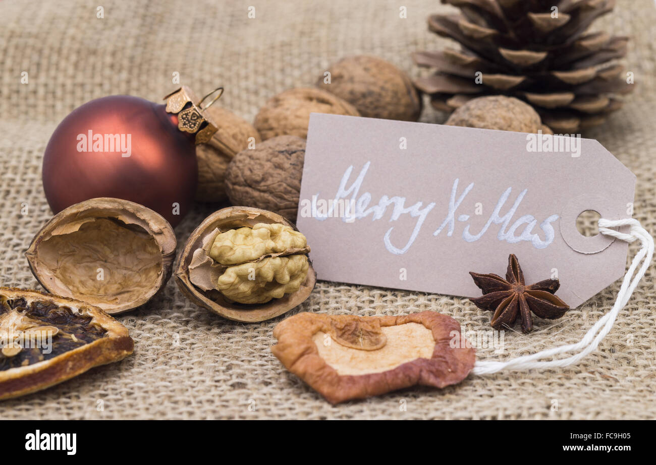Weihnachts-Dekoration mit Grüße Stockfoto
