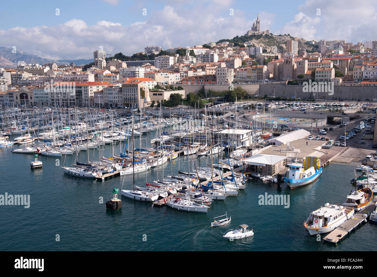 Blick vom Fort Saint-Jean des Vieux-Port oder der alte Hafen in Marseille, Frankreich. Stockfoto