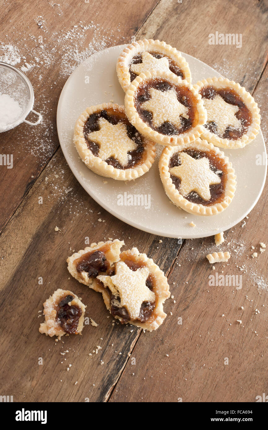Essen lecker nach Hause gebackene Weihnachten Mince pies Stockfoto