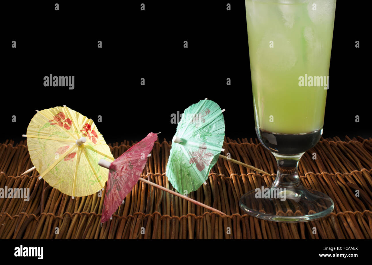 Bunten cocktail Regenschirme Stockfoto
