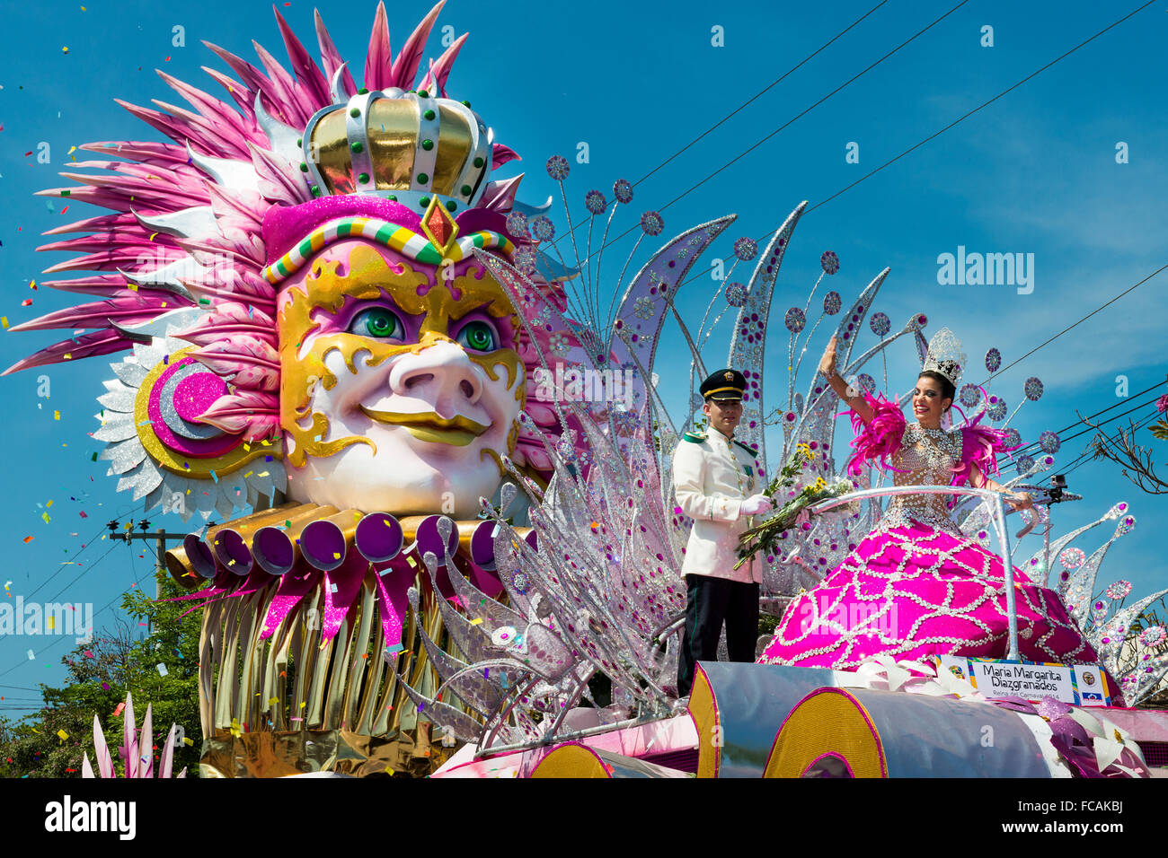 Barranquilla, Kolumbien - 1. März 2014: Die Leute an die Karnevalsumzüge in den Karneval von Barranquilla in Kolumbien. Stockfoto
