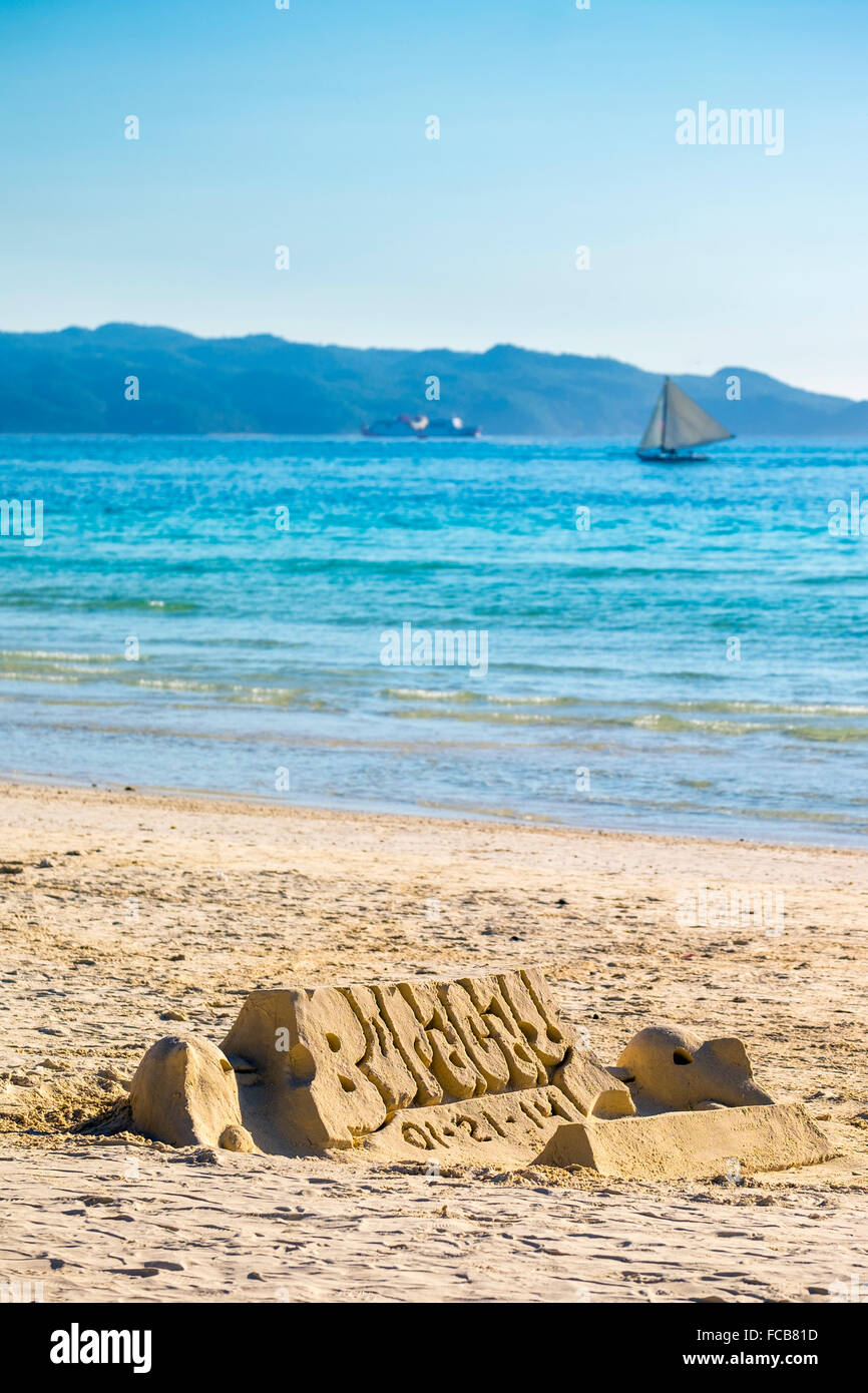 Sandskulpturen-Schild am White Beach, Boracay, Philippinen Stockfoto