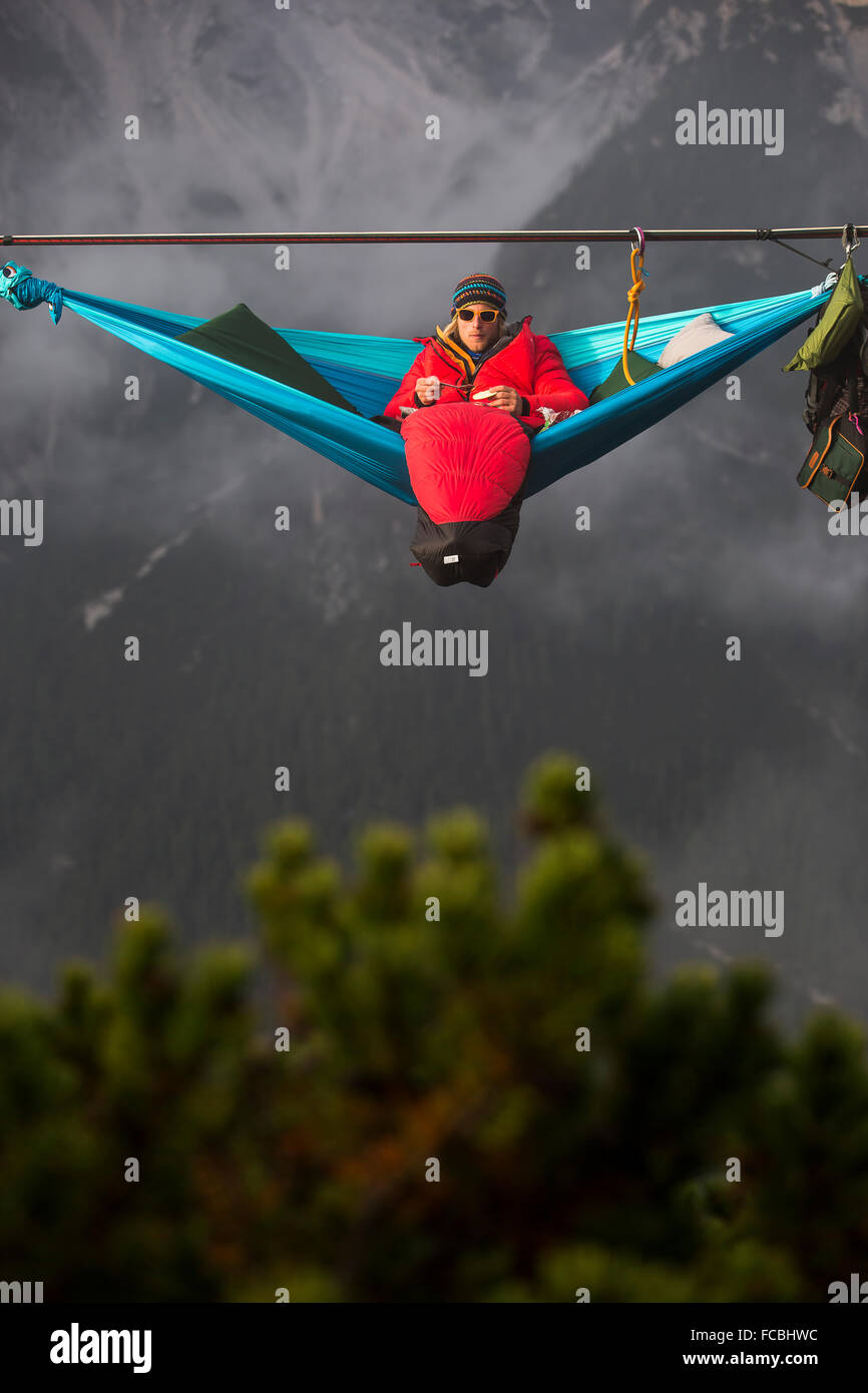 Monte Piana Hängematte Sitzung Stockfoto