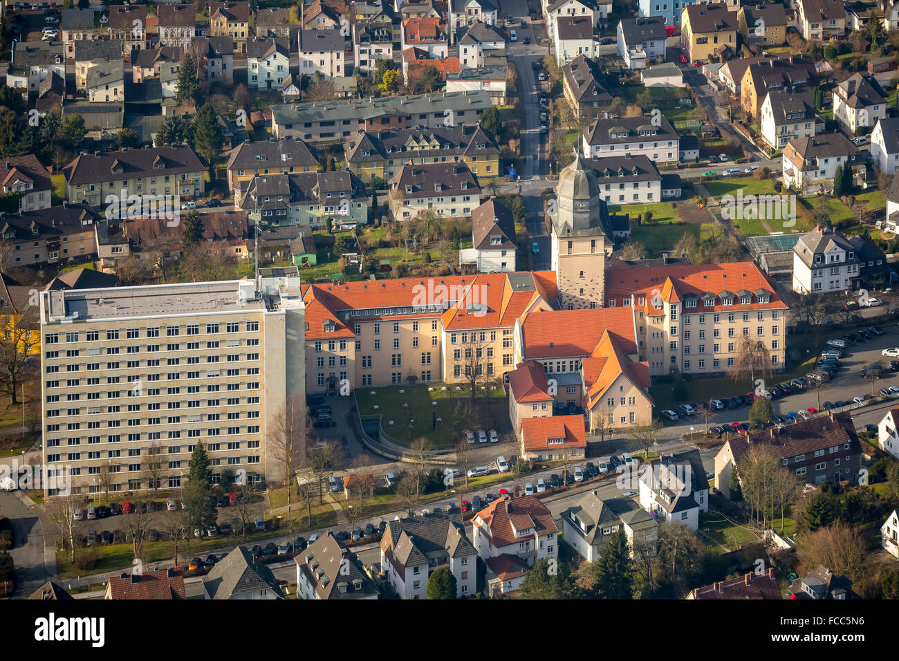 Luftaufnahme, Sitz der Provinzregierung von Hochsauerlandkreis, Bezirksregierung Arnsberg, HSK, Arnsberg, Sauerland, Stockfoto