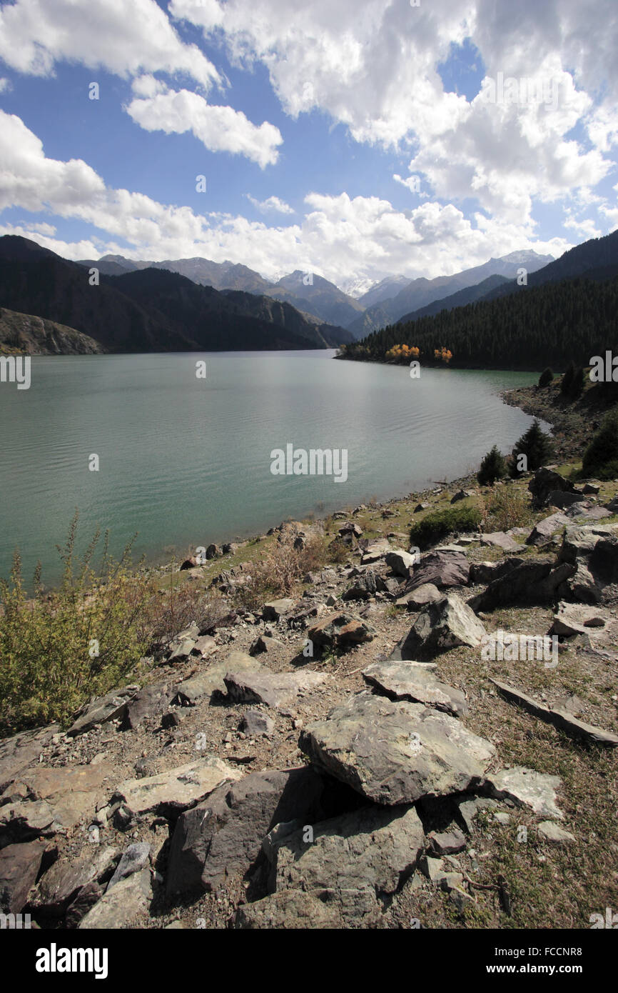 Tianshan moslemische regionslandschaft Fotos und Bildmaterial in