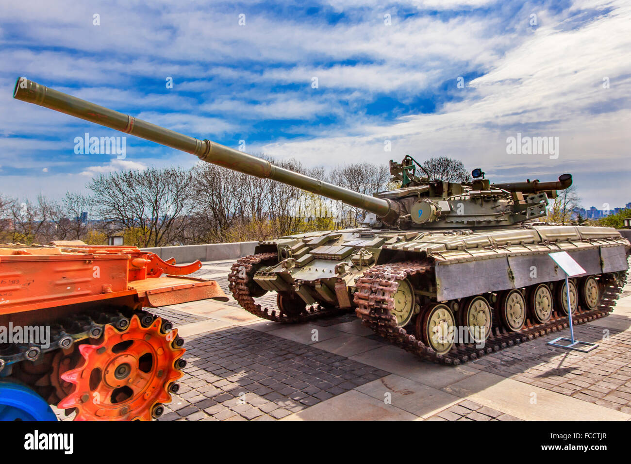 Russischer moderne Panzer gefangen ukrainische Truppen den letzten Konflikt Ostukraine Krieg Denkmal Museum Kiew Ukraine Stockfoto