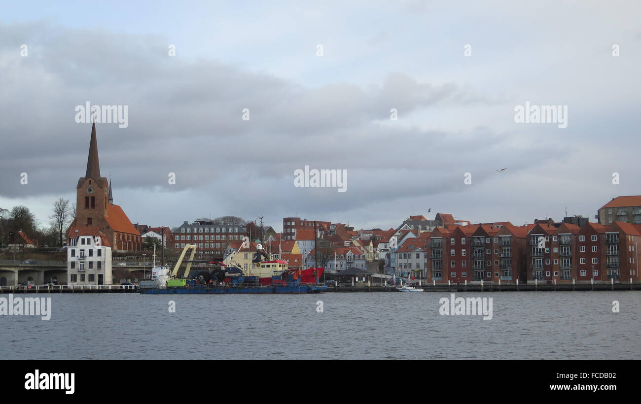 Bunte Gebäude auf Hafenfront in Sonderburg, Dänemark Stockfoto