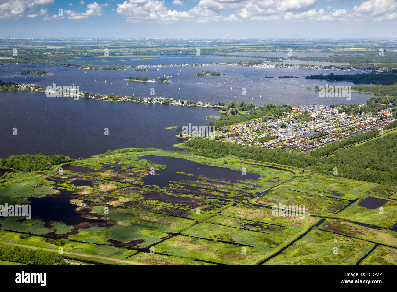 Niederlande, Tienhoven, Luftaufnahme von Seen genannt Loosdrechtse Plassen Stockfoto