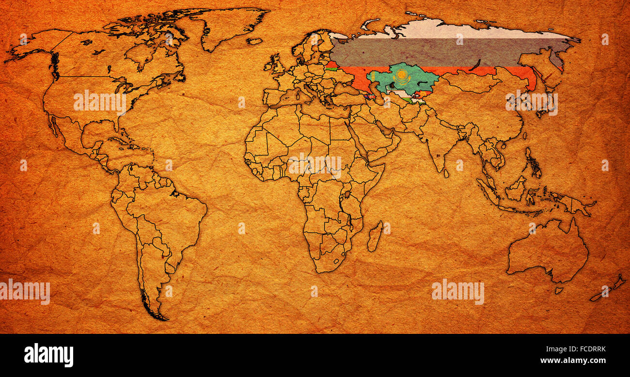 alte Vintage politische Landkarte der Welt mit Nationalflaggen Stockfoto