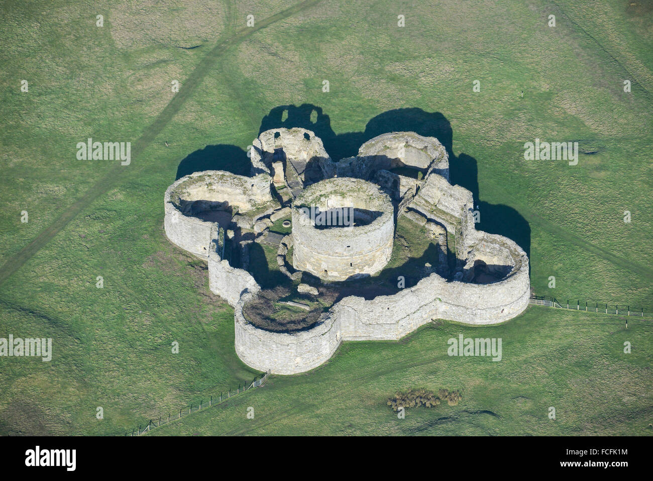 Eine Luftaufnahme der Camber Castle in der Nähe von Roggen in East Sussex Stockfoto
