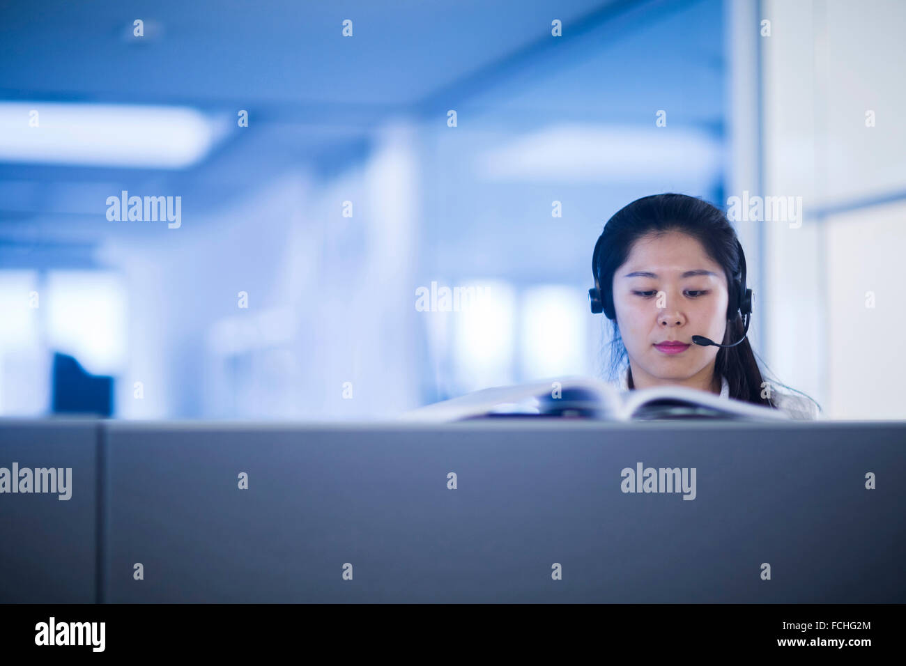 Chinesischen Büroangestellten im Firmenkundengeschäft arbeiten Stockfoto