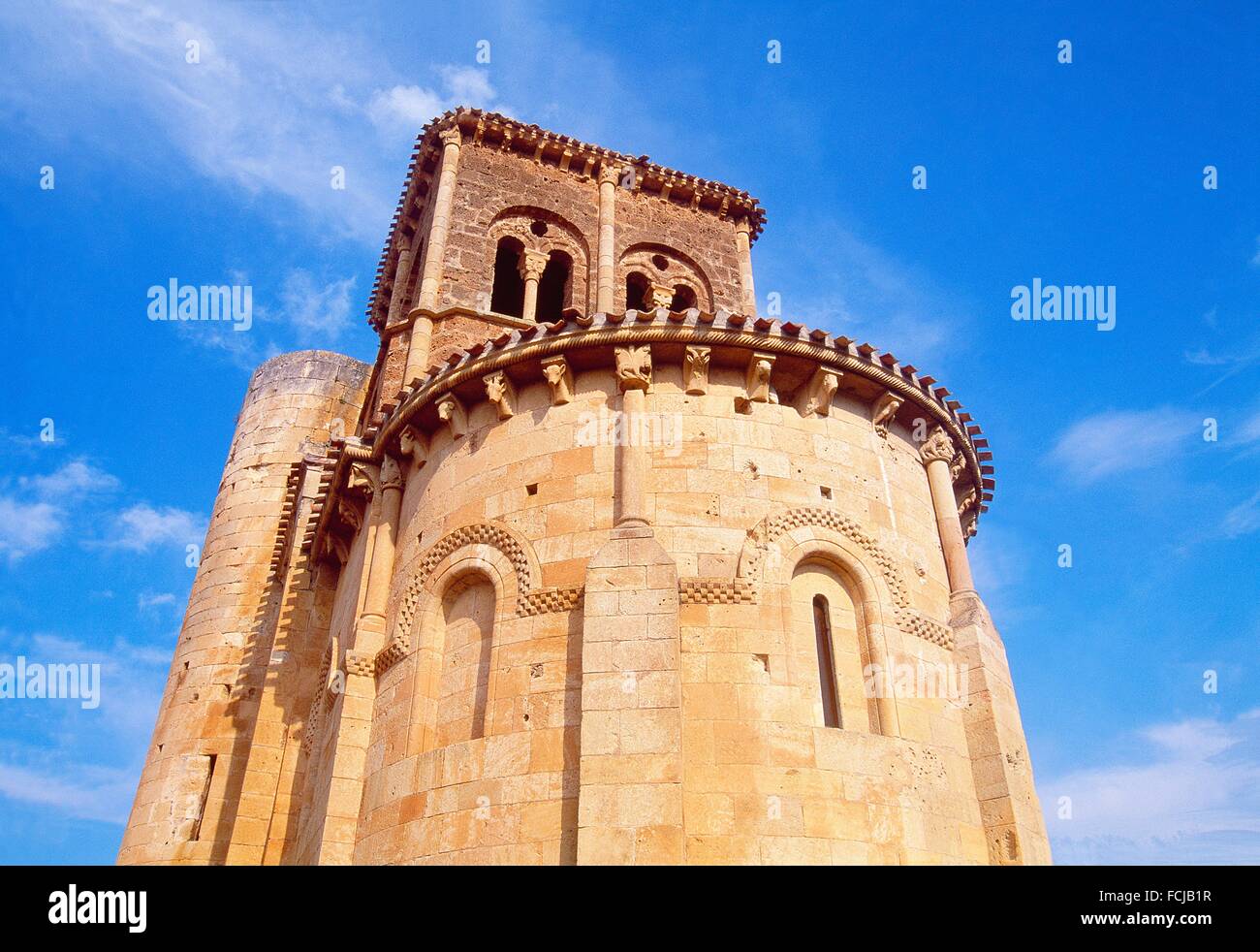Apsis von San Pedro de Tejada romanische Kirche. Puentearenas, Burgos Provinz Kastilien-Leon, Spanien. Stockfoto
