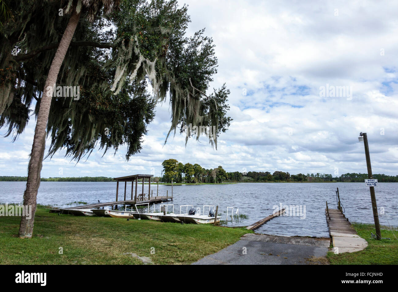 Florida, Süd, Lake Wales, Jennings Fish Camp Resort, Lake Pierce, Palmen, Wasser, Besucher reisen Reise touristischer Tourismus Wahrzeichen Kult Stockfoto