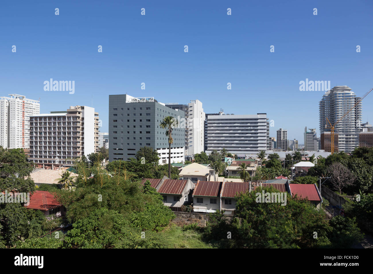 Cebu City IT Park, Philippinen ist in den letzten Jahren vor allem auf den Philippinen exponentiell gewachsen als vorherrschende asiatischen Land für Callcenter Business. Grüne Bereiche kommen bzw. stärker bedroht als Business erweitert. Stockfoto