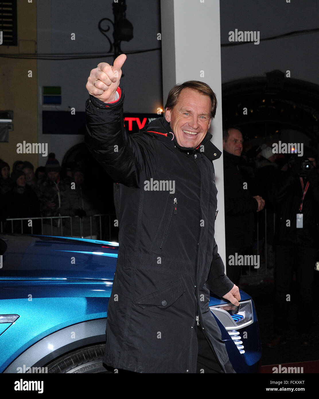 Deutsche ehemalige pro Skifahrerin Markus Wasmeier, Ankunft am "Audi Night" in Kitzbühel, Österreich, 22 Januar 2016. "Audi Night" öffnet traditionell das spektakuläre Rennwochenende mit dem 76. Hahnenkamm-Rennen. FOTO: URSULA DÜREN/DPA Stockfoto