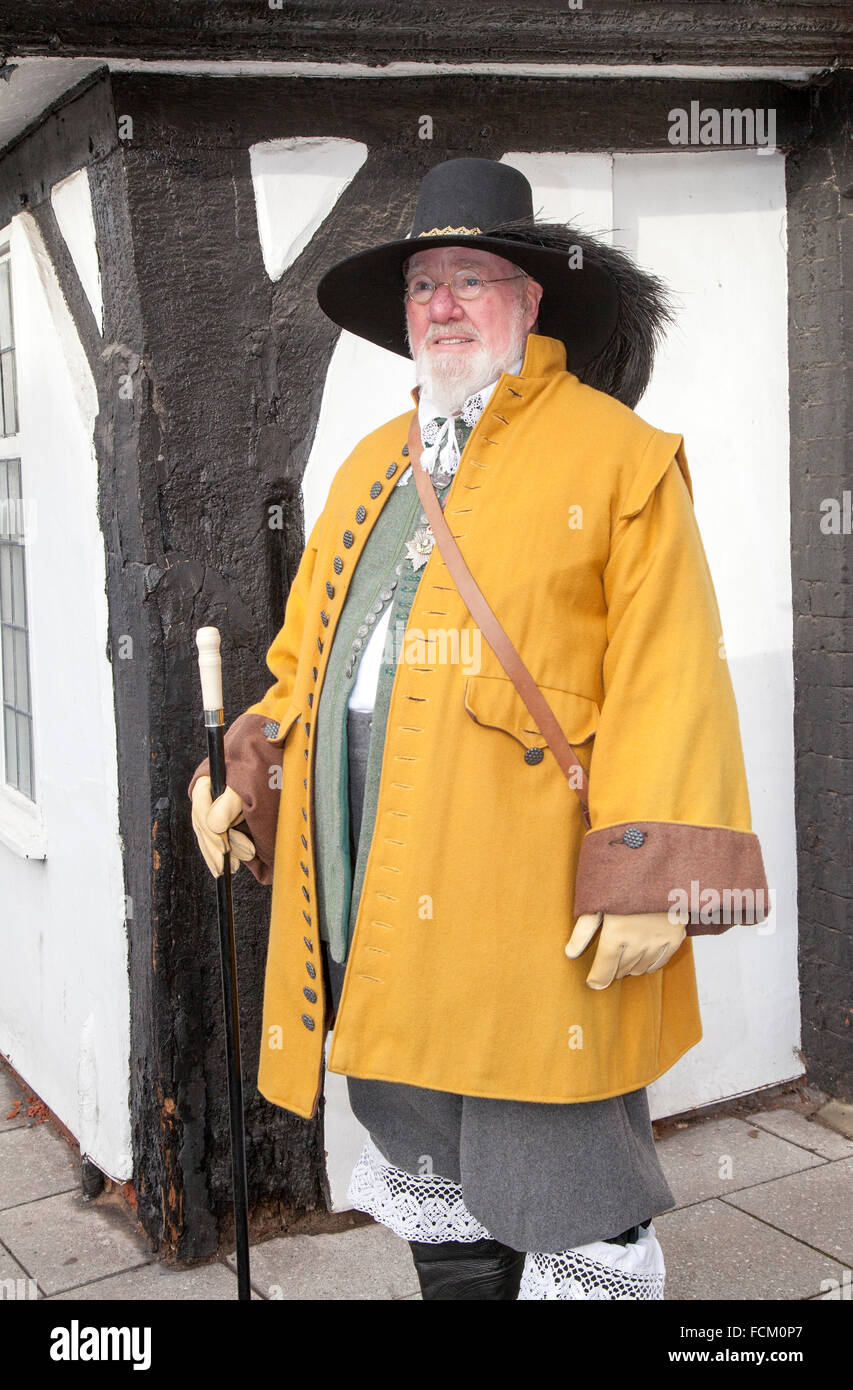 Die Schlacht von Nantwich wurde während des Ersten englischen Bürgerkrieges zwischen den Parlamentariern und Royalisten nordwestlich der Stadt Nantwich in Cheshire am 25. Januar 1644 ausgetragen. Die Royalisten unter Lord Byron belagerten Nantwich, und Sir Thomas Fairfax führte eine Armee an, um die Stadt zu entlasten. Als Fairfax sich näherte, führte ein plötzliches Tauen dazu, dass der River Weaver in Spat aufging und Byrons Kavallerie von seiner Infanterie und Artillerie, die von Fairfax überrannt und zerstört wurden, teilte. Stockfoto