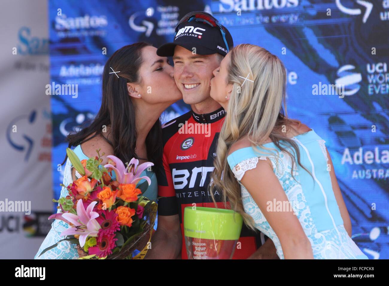 Adelaide, Australien. 24. Januar 2016.  Rohan Dennis (Aus) BMC Racing Team nach der 6. Etappe der Santos Tour Down Under auf 24. Januar 2016 in Adelaide, Australien. Bildnachweis: Peter Mundy/Alamy Live-Nachrichten Stockfoto