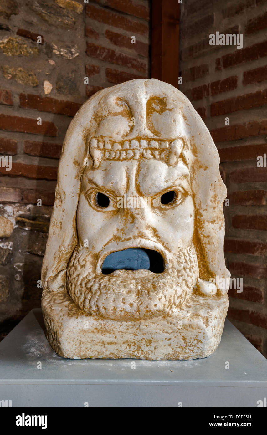 Maske, 2. Jh., Museum in Heraclea Lyncestis, antike griechische und römische Ruinen, in der Nähe von Bitola, Republik Nördlich Mazedonien Stockfoto