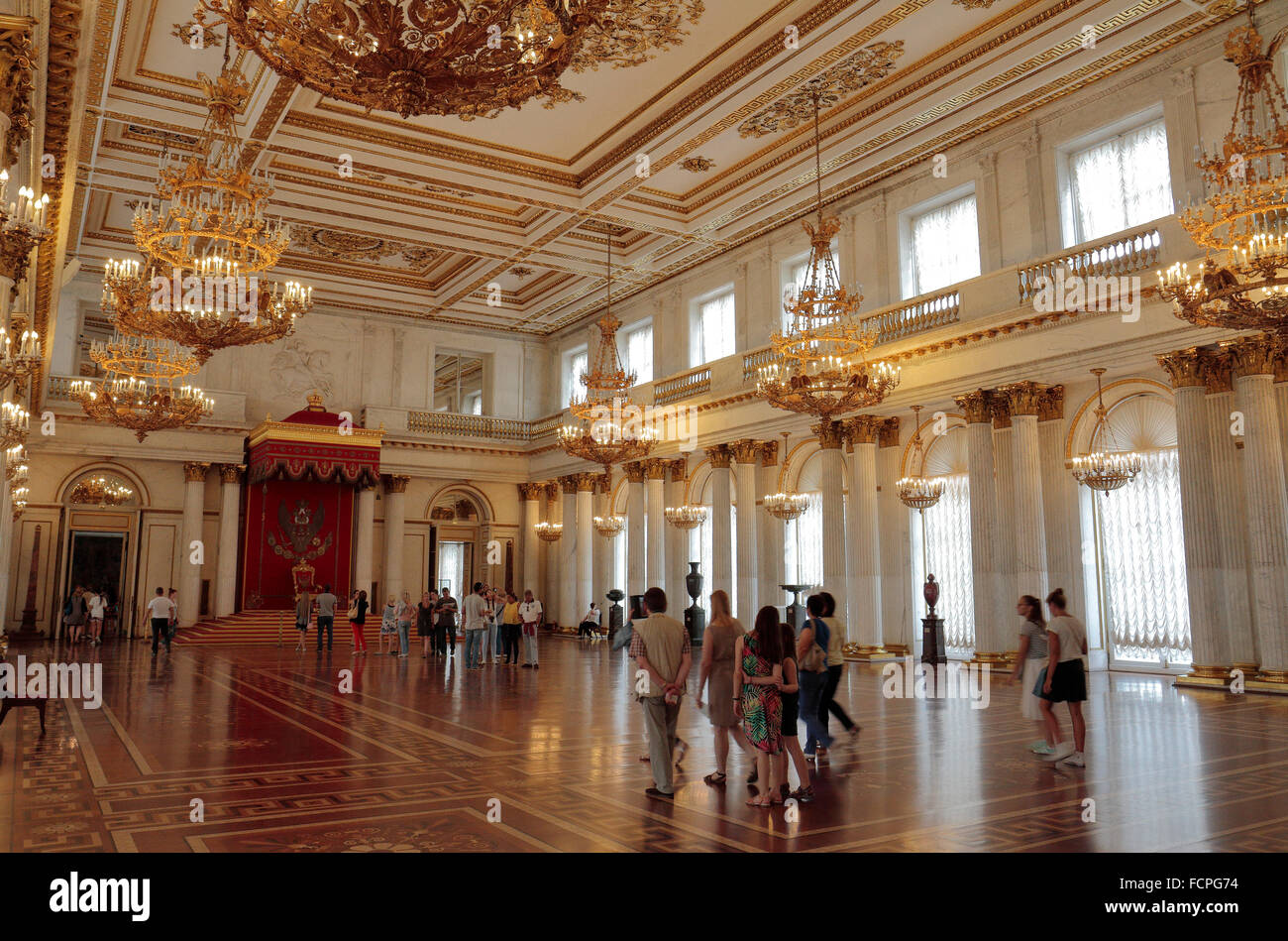 Die Halle von Saint George in der Eremitage, St. Petersburg, Russland. Stockfoto