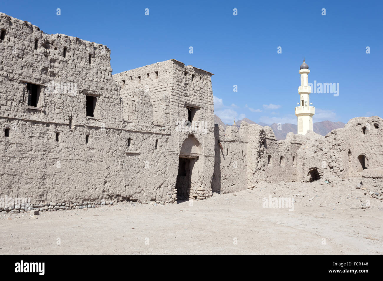 Ruine eines alten omanischen Dorfes im Izki. Ad Dakhiliyah, Sultanat Oman, Naher Osten Stockfoto