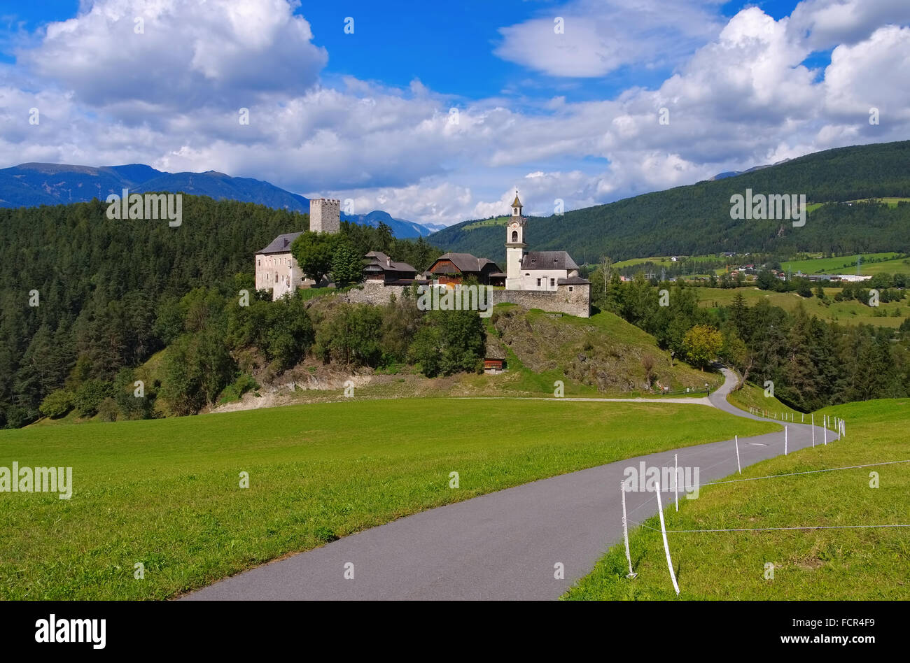 Bruneck in Südtirol, sterben Burg Lamprechtsburg - Bruneck in Südtirol, die Burg Lamprechtsburg Stockfoto