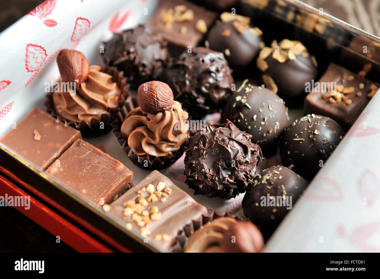 Schachtel Schokolade gemacht von einem französischen Meister-chocolatier. Stockfoto