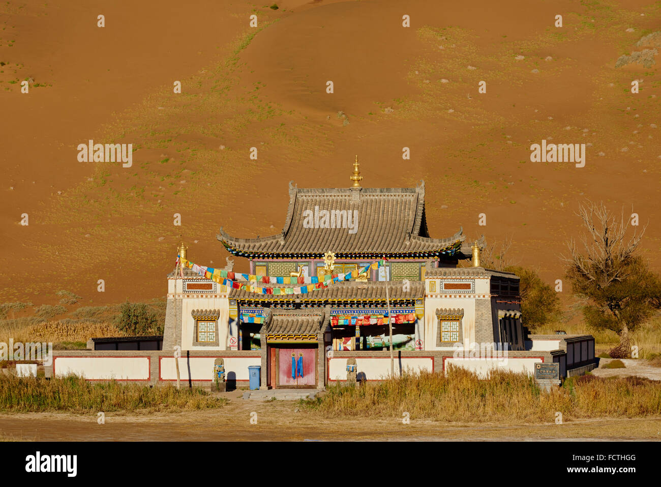 China, Innere Mongolei, Badain Jaran Wüste, Gobi Wüste, mongolischen Kloster Badain Jilin Stockfoto