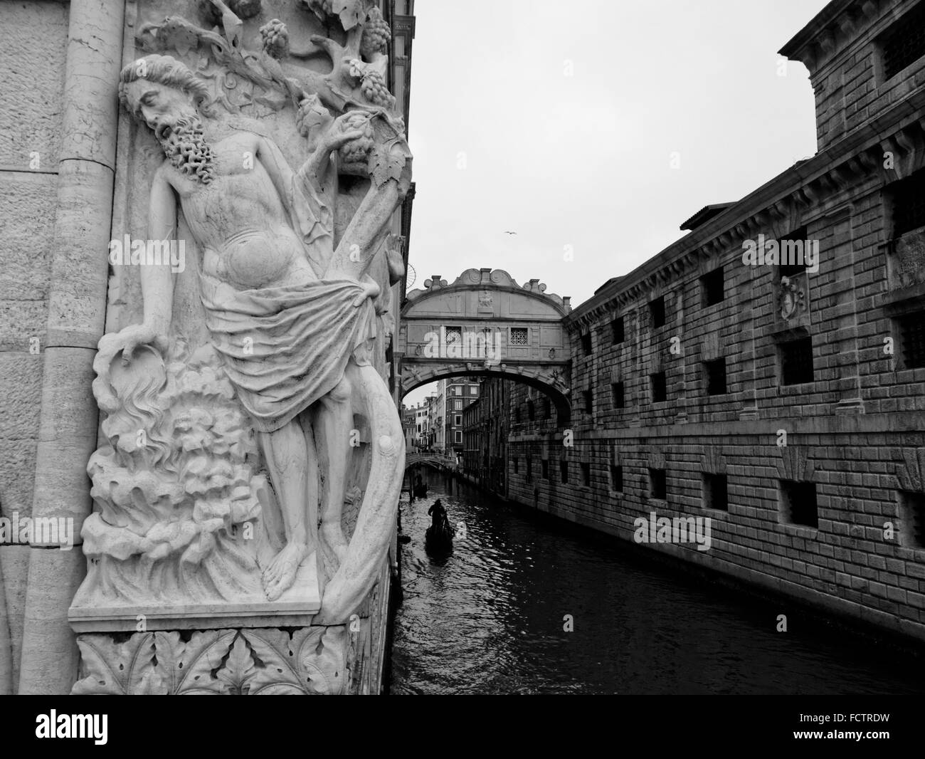 Ein Blick auf die Seufzerbrücke in Venedig, Italien Stockfoto