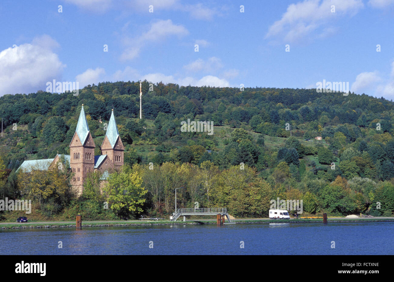 DEU, Deutschland, Bayern, am Main Neustadt am Spessart, Kirche St. Michael und Gertraud.  DEU, Deutschland, Bayern, d Stockfoto