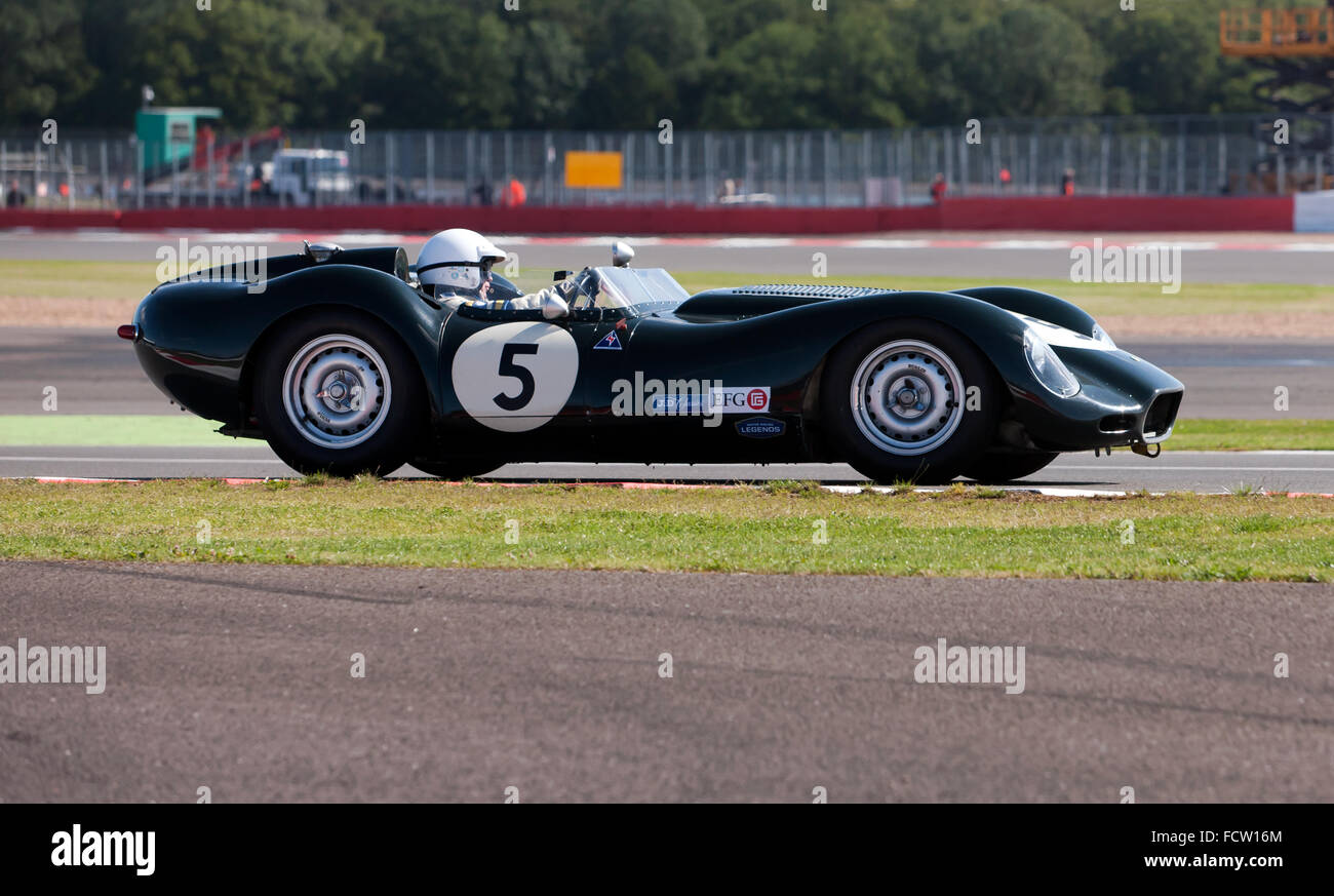 Eine Lister Jaguar knubbelige, konkurrieren in der Stirling Moss Trophy für Pre 61 Sportwagen auf der Silverstone Classic 2015 Stockfoto