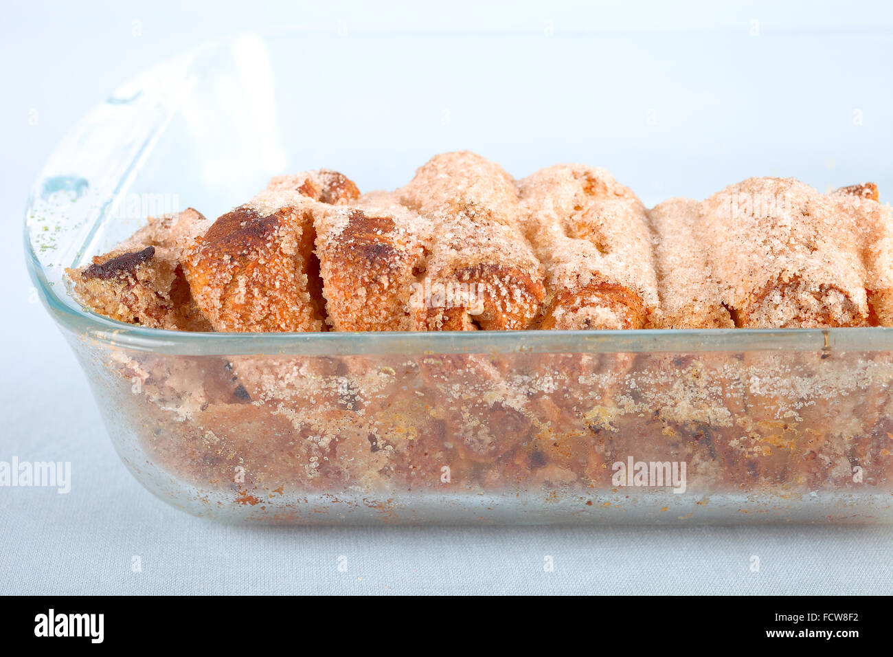 Zimt ziehen auseinander Brot Stockfoto