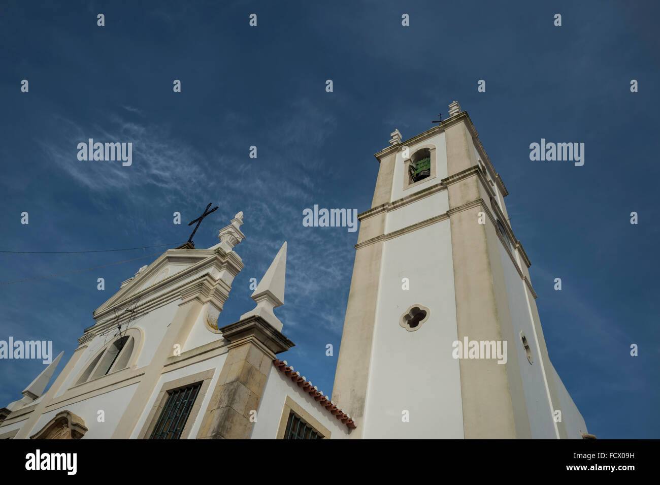 Die Kirche von Nossa Senhora da Conceição in Alcantarilha, Algarve, Portugal. Stockfoto