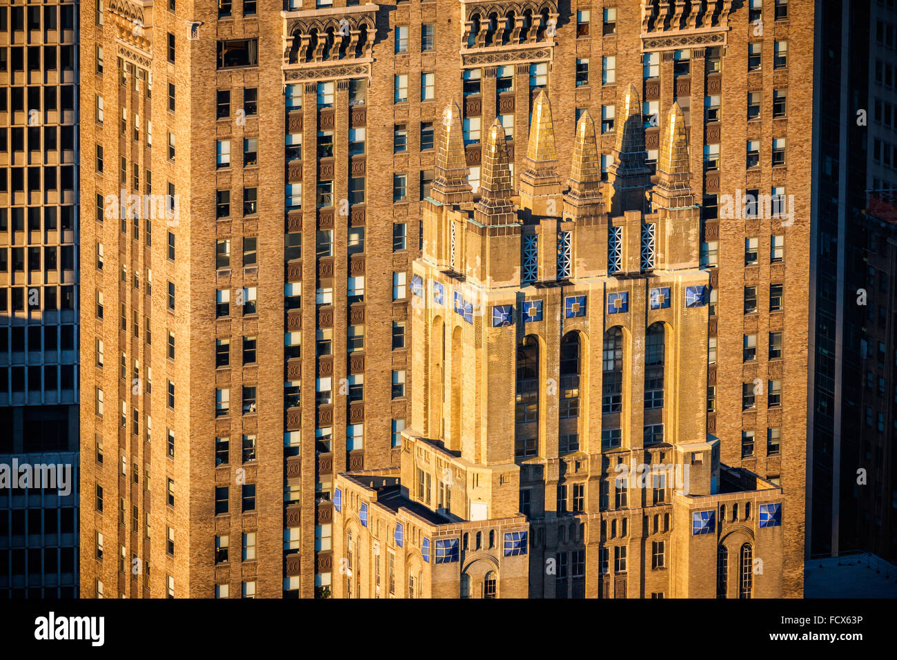Am Nachmittag Licht Beleuchtung der Fassaden und architektonischen