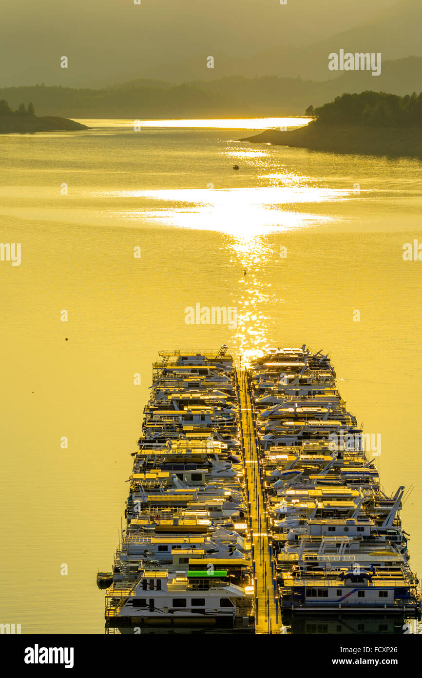 Marina am Lake Shasta, Kalifornien Stockfoto