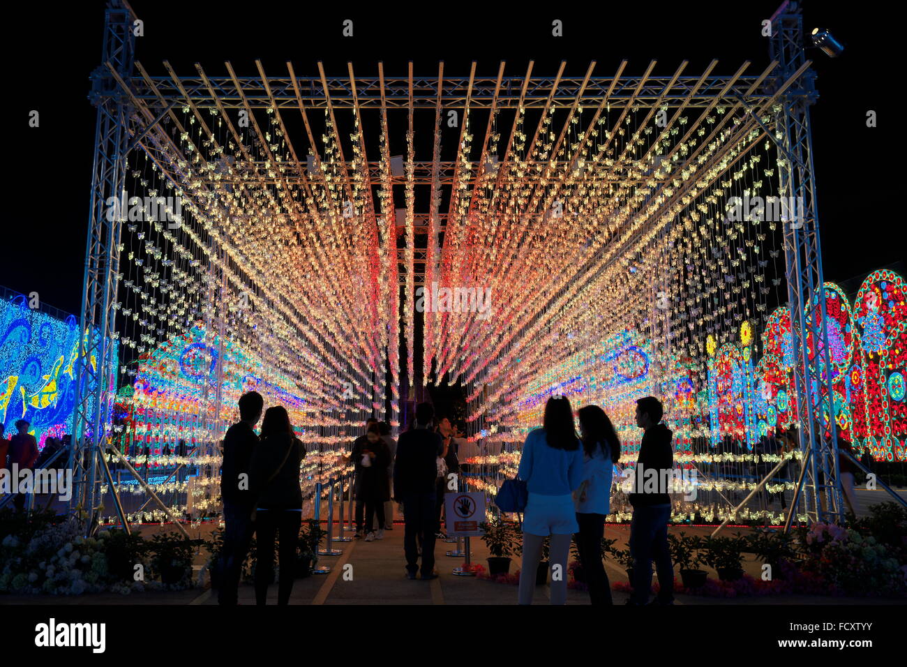 Bangkok, Thailand. 25. Januar 2016. "Glück" Lichtinstallation, Bangkok, Thailand. Bildnachweis: Adrian Turner/Alamy Live-Nachrichten Stockfoto