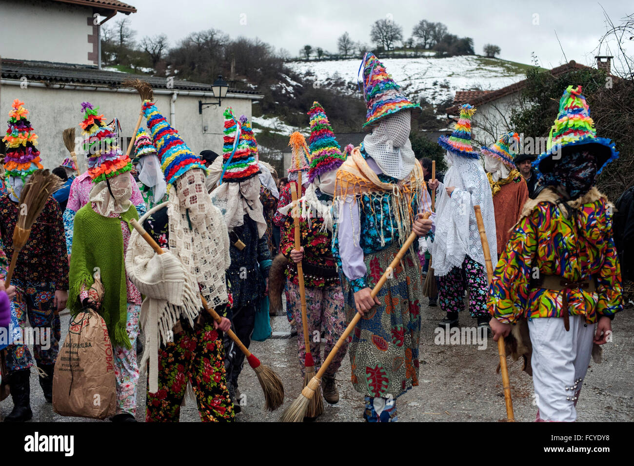Die Txatxos sind diejenigen, die die Hauptfiguren Karneval Lantz, die oft in bunten Kleidern und Carr verkleiden zu begleiten Stockfoto