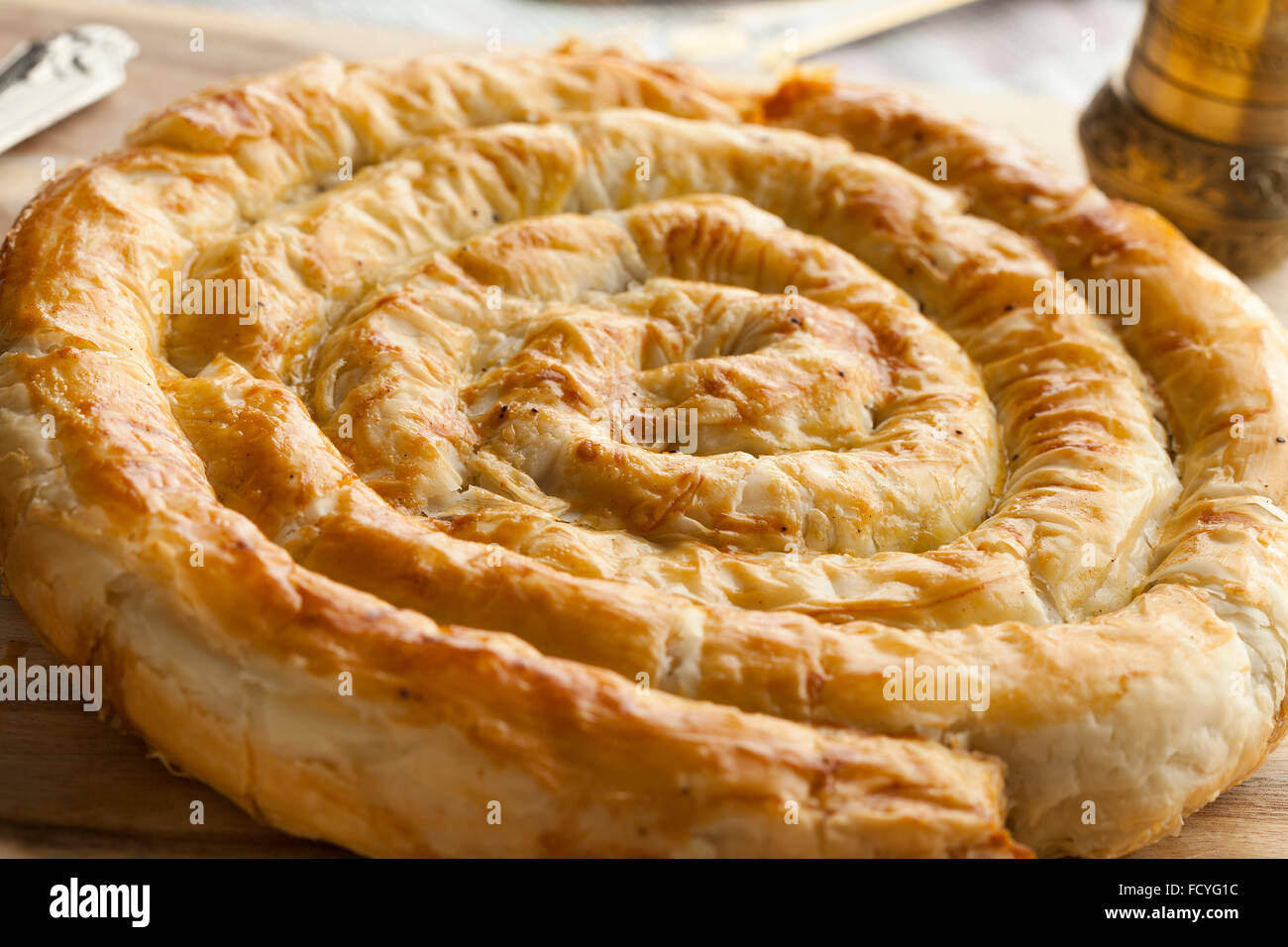 Marokkanische Mhanncha, Schlange geformte Gebäck Stockfoto