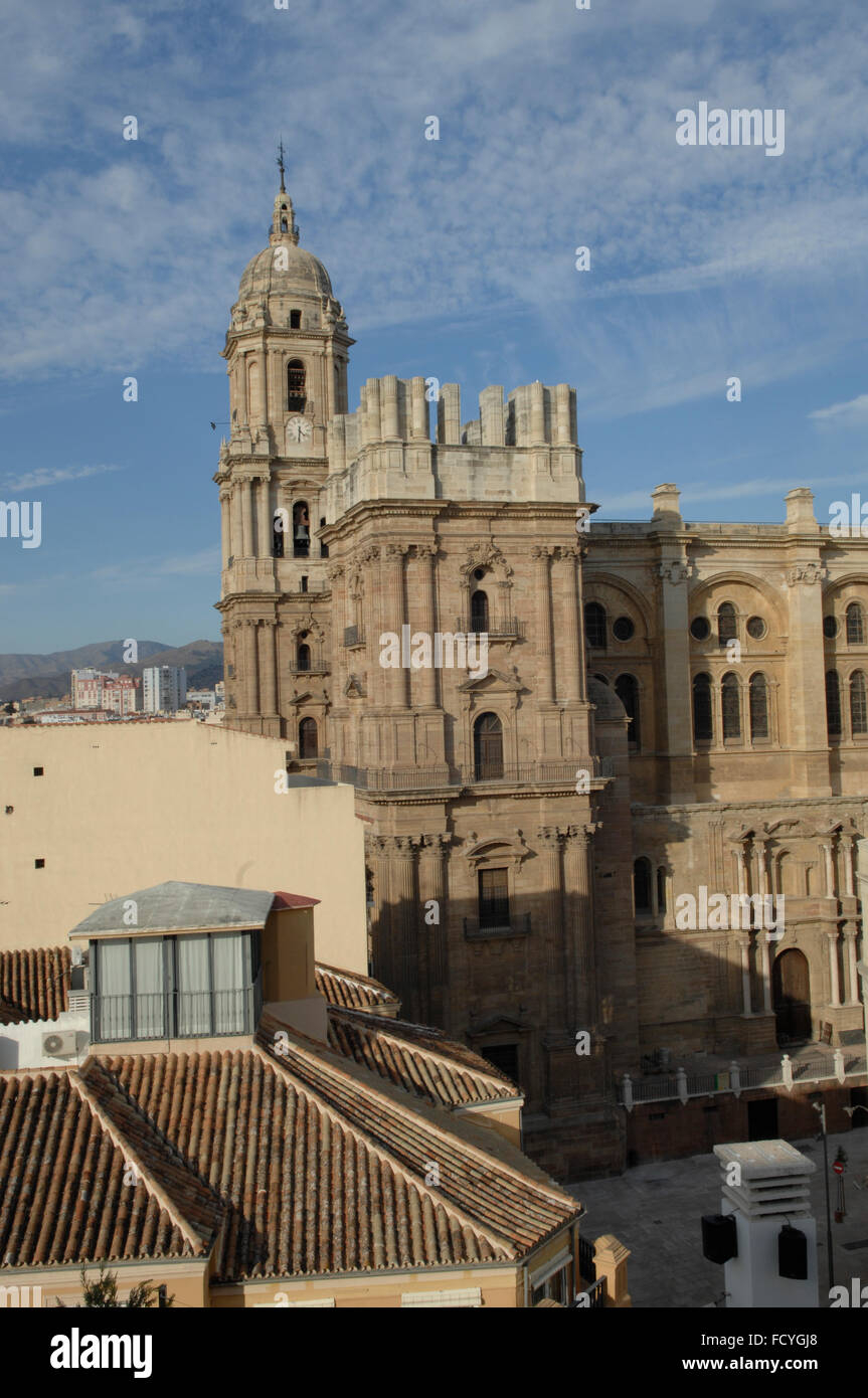 Die Kathedrale der Menschwerdung und der Dom-Museum. Oft als "La Manquita" Bedeutung "einarmige Dame", Malaga, Kosten Stockfoto