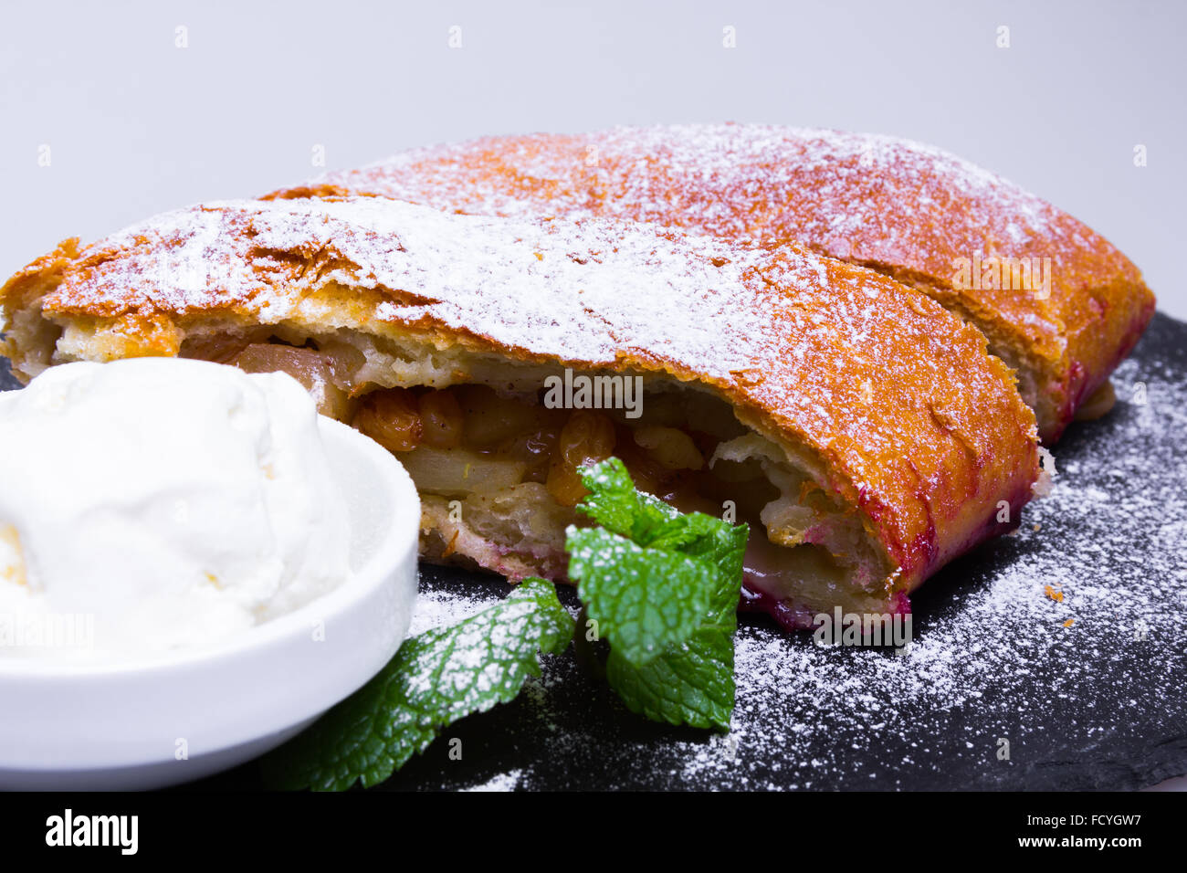 Wien restaurant abendessen Stockfotos und -bilder Kaufen - Alamy