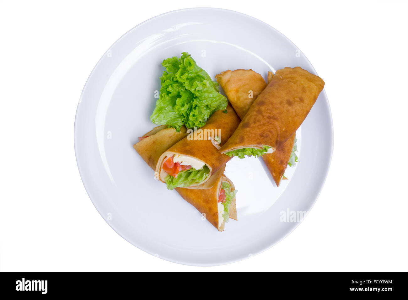 Pfannkuchen (Rollen) mit Lachs, isoliert mit Beschneidungspfad Stockfoto