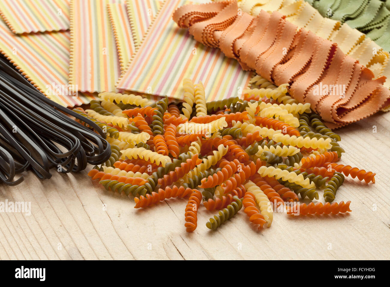 Vielzahl von bunten traditionelle italienische pasta Stockfoto