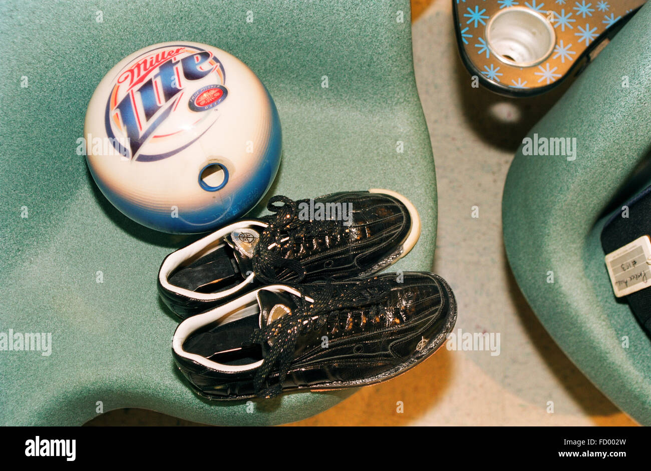 TUCSON, AZ-Februar 15: Pro Bowler Patrick Allen an die PBA Geruch-Esser offen Held in Tucson, Arizona am 15. Februar 2004. Stockfoto