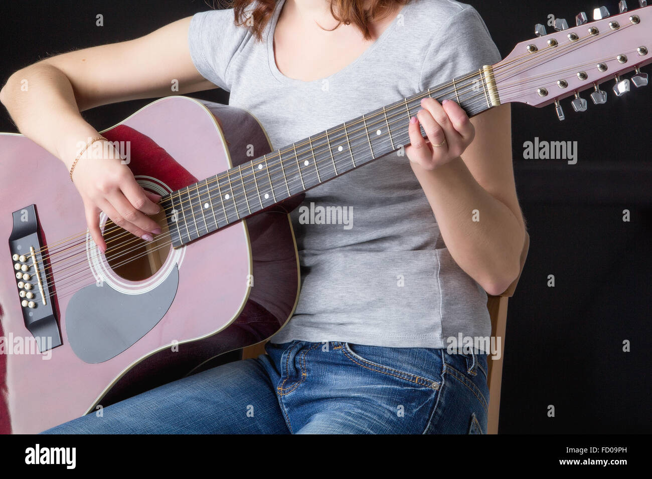Mädchen mit Gitarre Stockfoto
