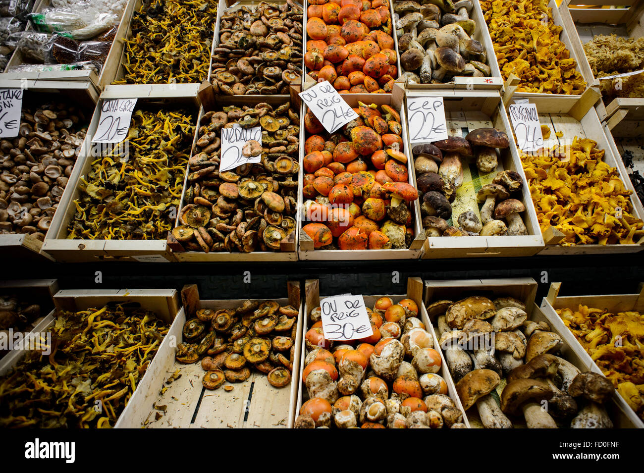Der Mercat de Sant Josep De La Boqueria, oft einfach als La Boqueria bezeichnet Stockfoto Der Mercat de Sant Josep De La Boqueria, oft einfach als La Boqueria bezeichnet Stockfoto