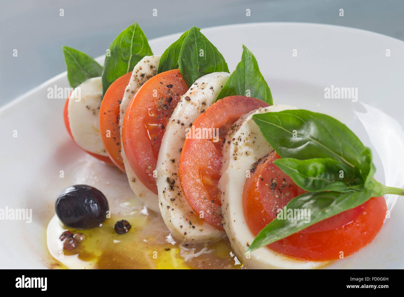Tomaten-Mozzarella-Salat Stockfoto