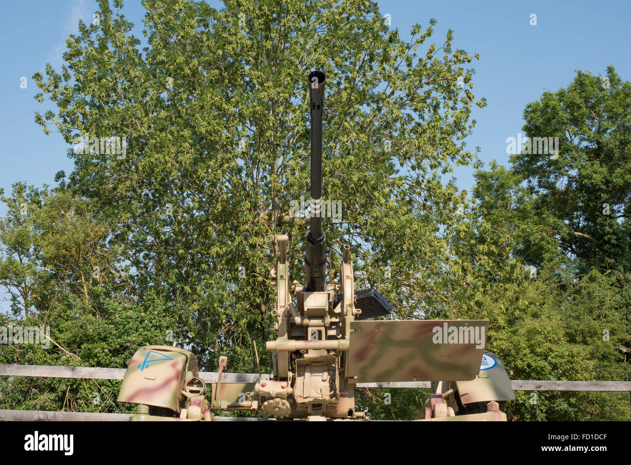 Bofors 40mm gun -Fotos und -Bildmaterial in hoher Auflösung – Alamy