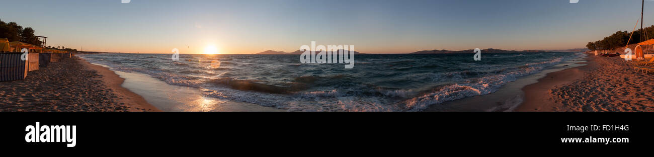 Ägäische Meer Sonnenuntergang 180-Grad-Panorama von der griechischen Insel Kos Kalymnos und Pserimos in Ferne betrachtet Stockfoto