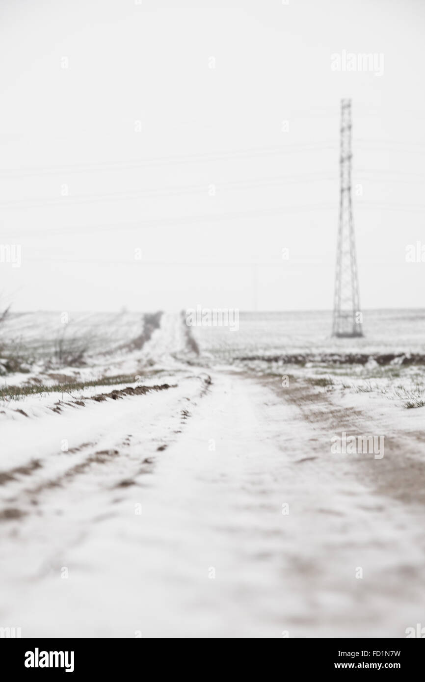 Schnee Winterlandschaft bei schlechtem Wetter Stockfoto