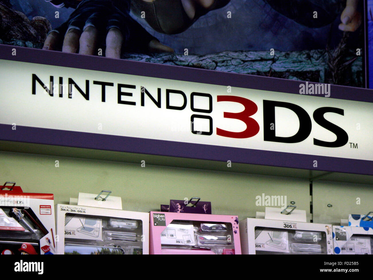 Nintendo 3ds Stockfotos und -bilder Kaufen - Alamy
