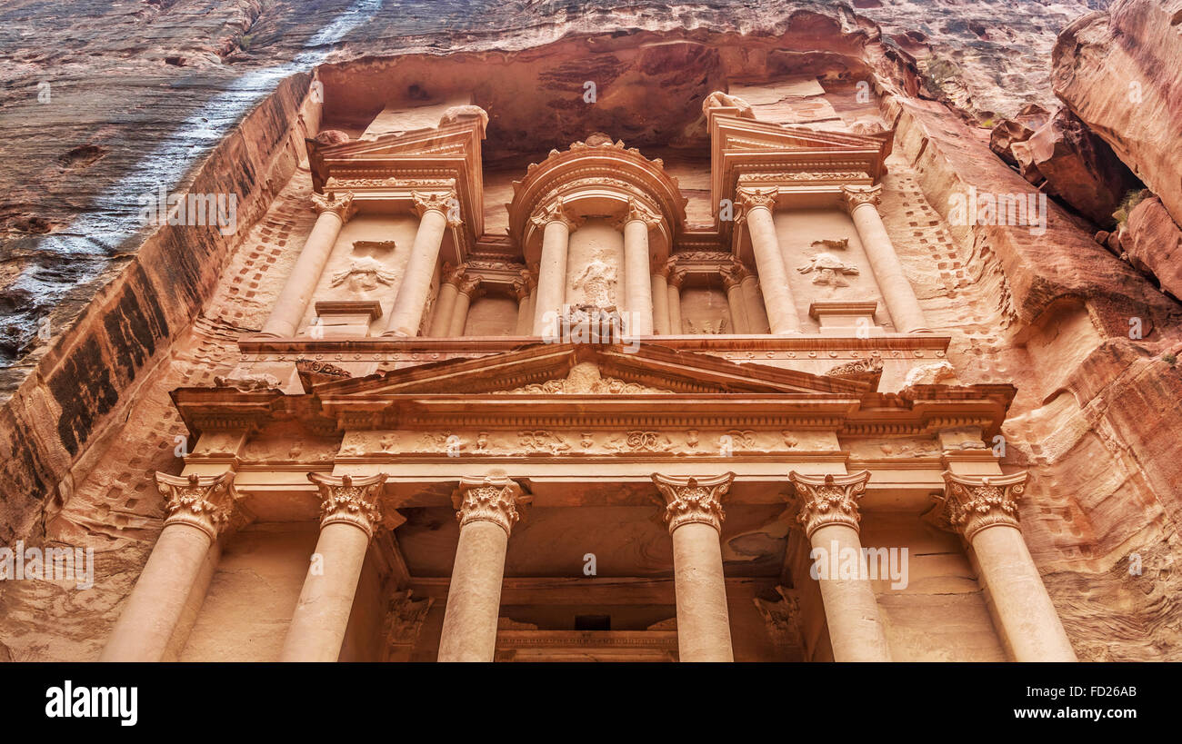 Al Khazneh - die Schatzkammer der antiken Stadt Petra, Jordanien. Close-up. Stockfoto